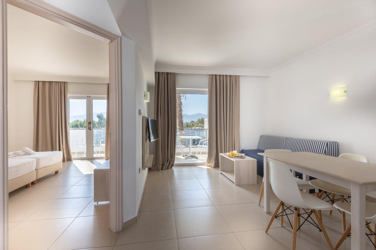 Aegean Blu Hotel & Apartments Кос Екстериор снимка